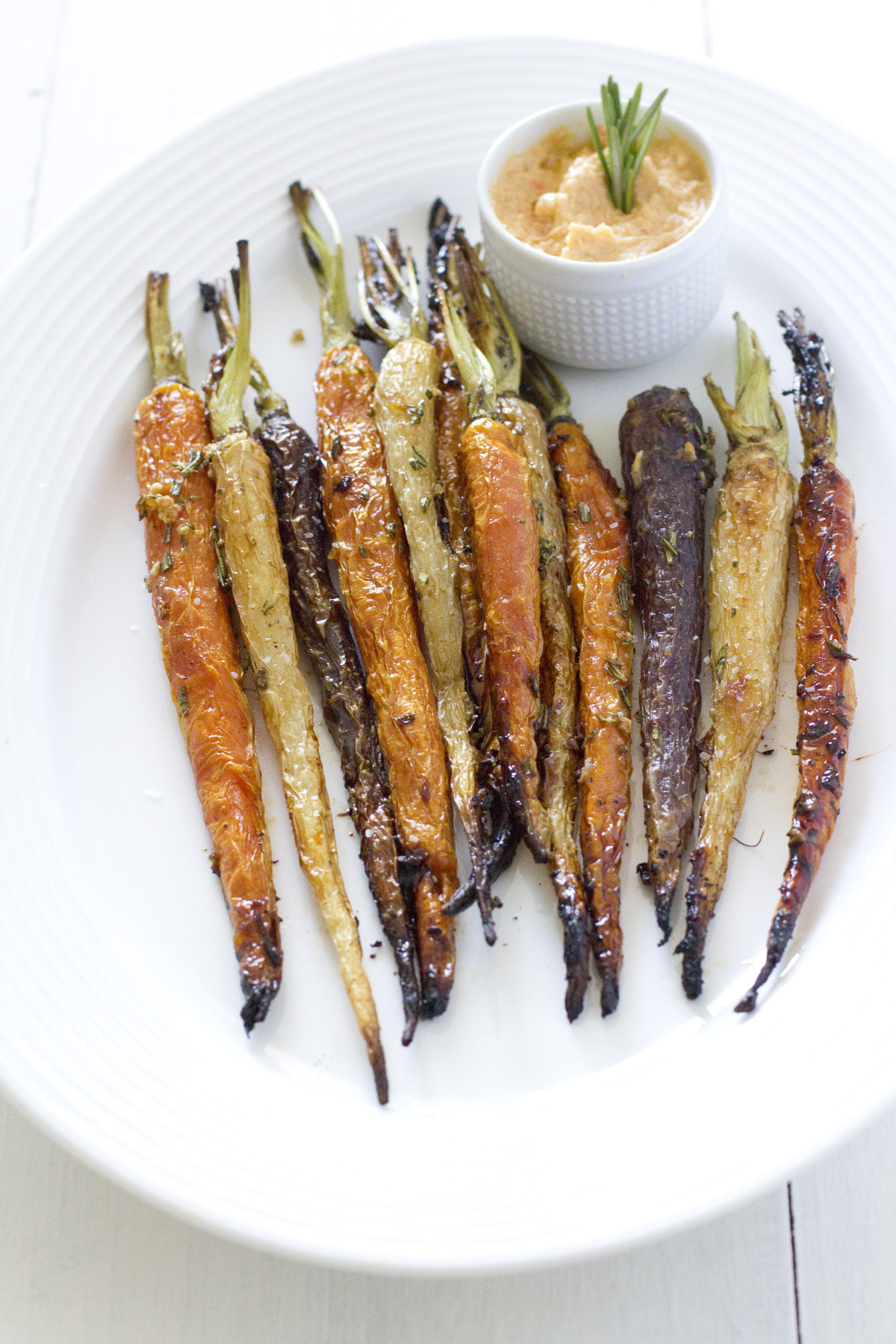 oven-roasted-maple-rosemary-glazed-carrots