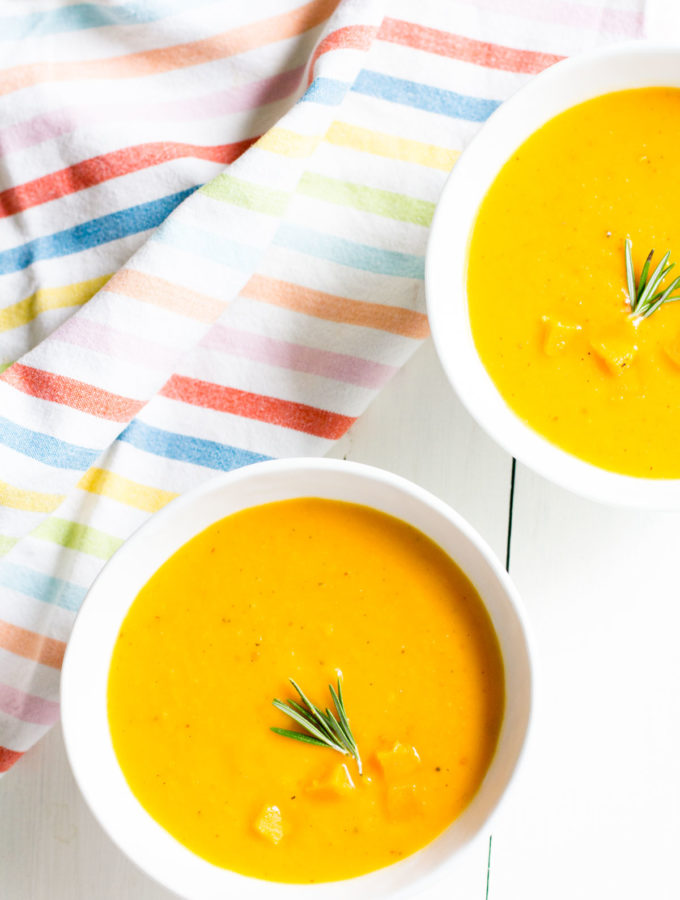 rosemary-garlic-butternut-squash-soup