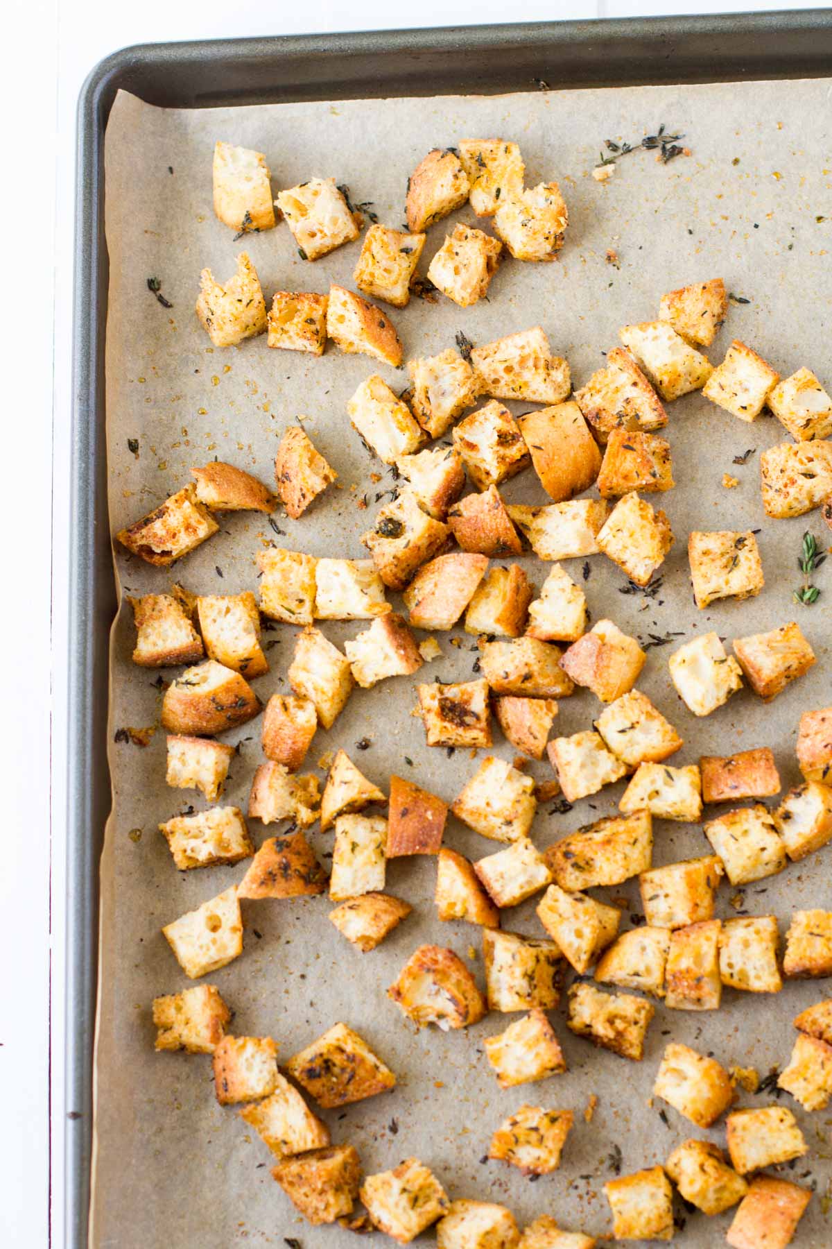homemade garlic-thyme croutons