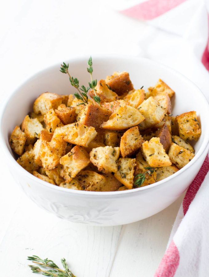 homemade garlic-thyme croutons