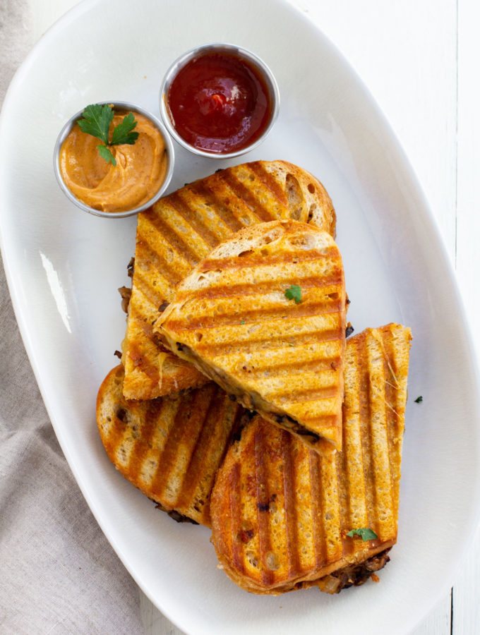 Spicy Mushroom Grilled Cheese Sandwiches