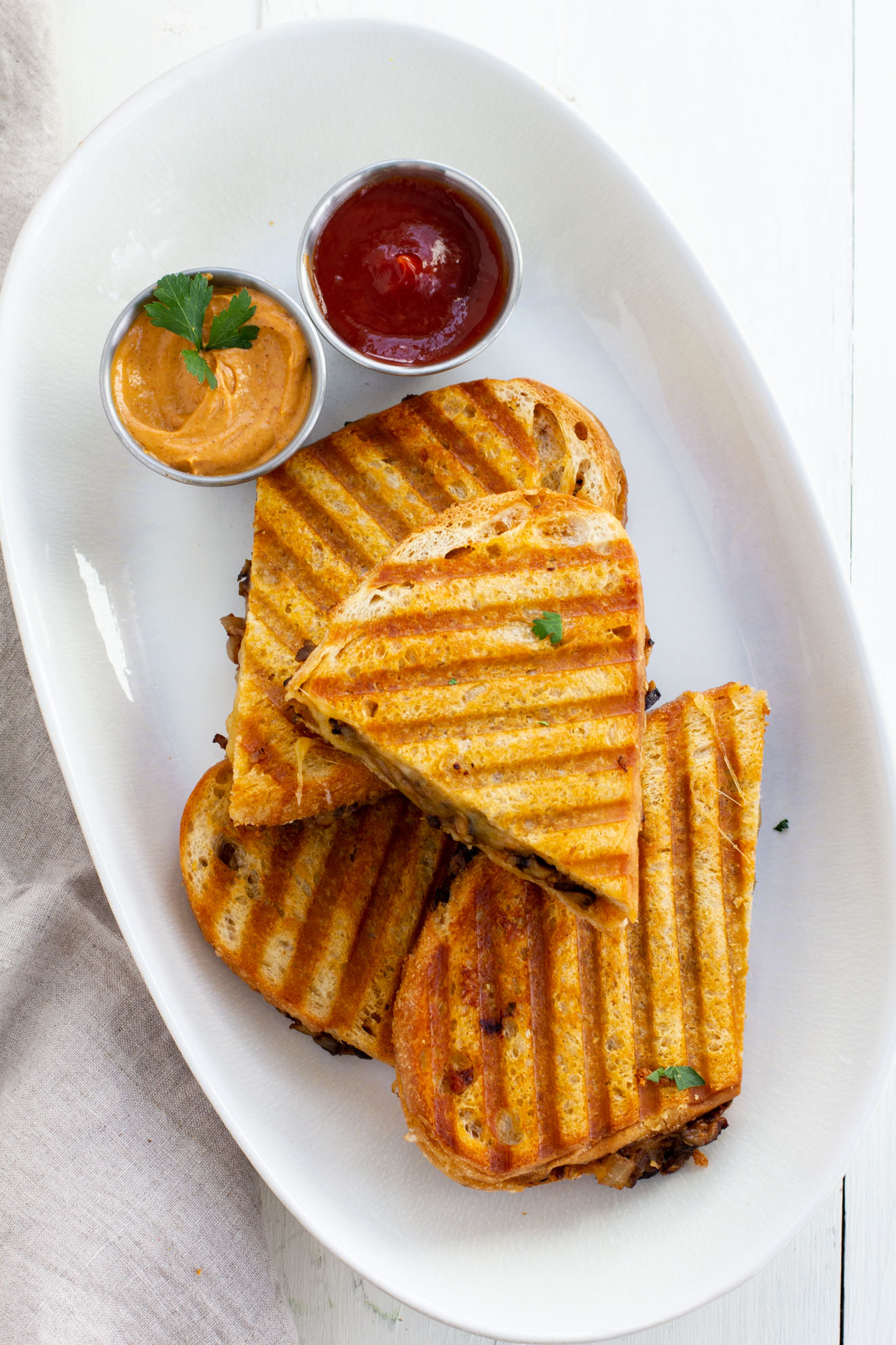 Spicy Mushroom Grilled Cheese Sandwiches